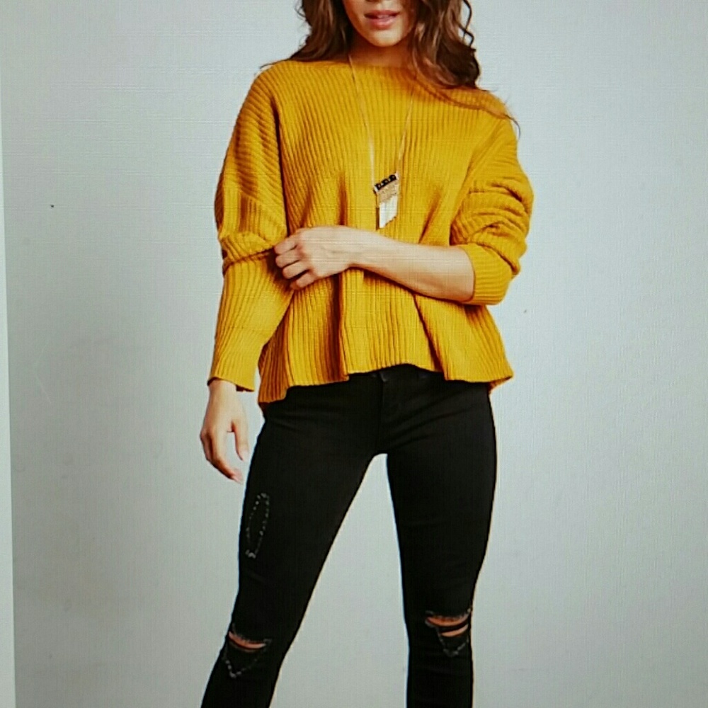 Round Neck Long Sleeves Sweater